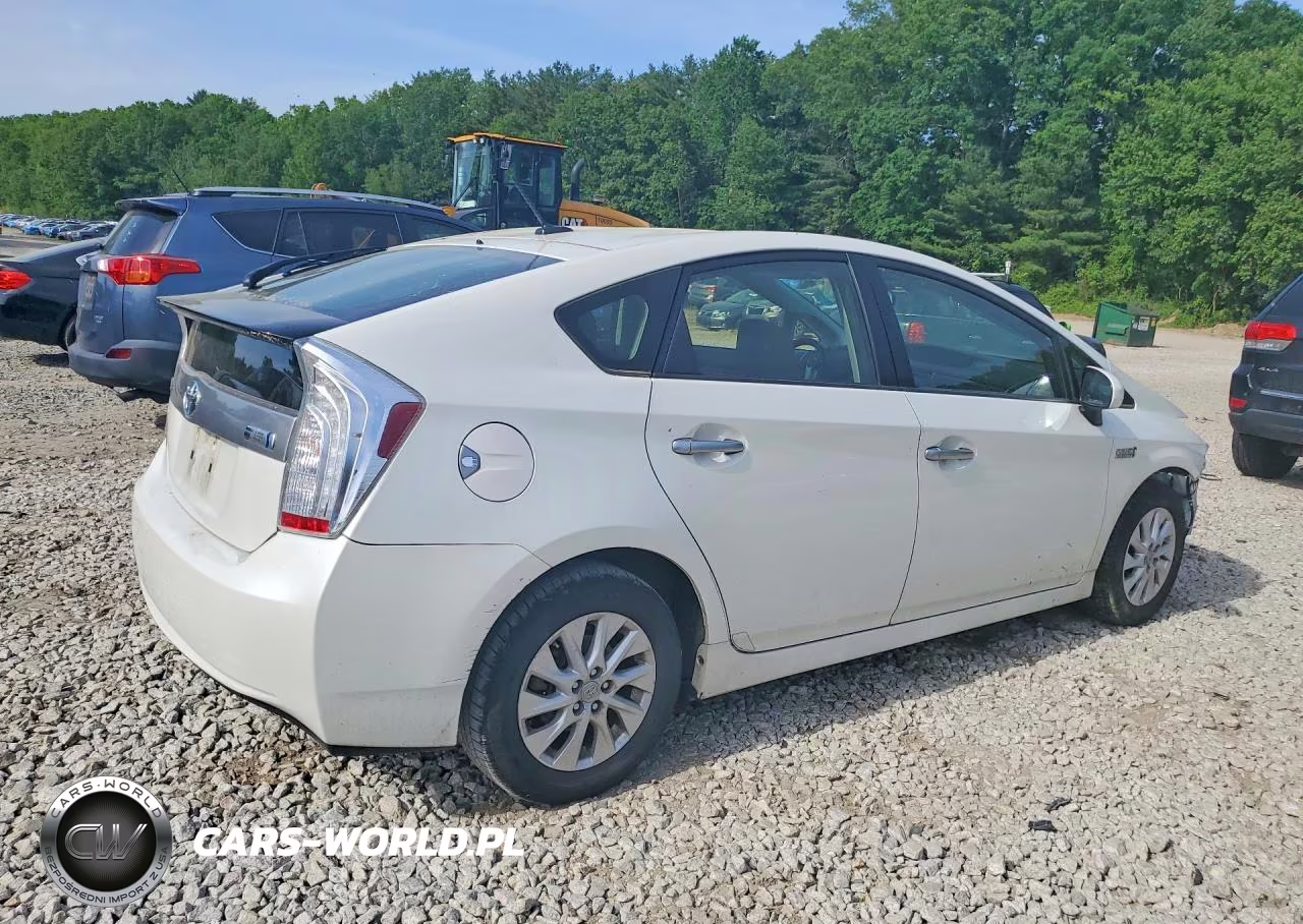 2013 Toyota Prius Plug-In Hybrid Base VIN:JTDKN3DP9D3044859 - 3