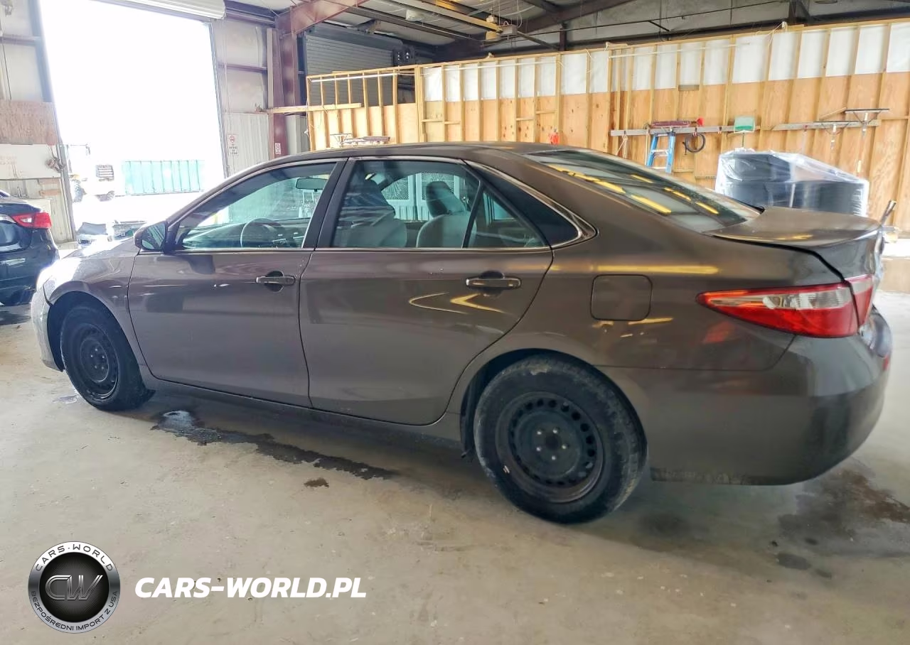 2015 Toyota Camry Le VIN:4T1BF1FK1FU479936 - 2