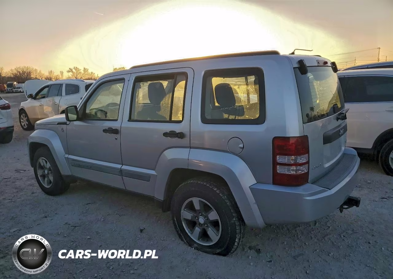 2008 Jeep Liberty Sport VIN:1J8GN28K18W174680 - 2