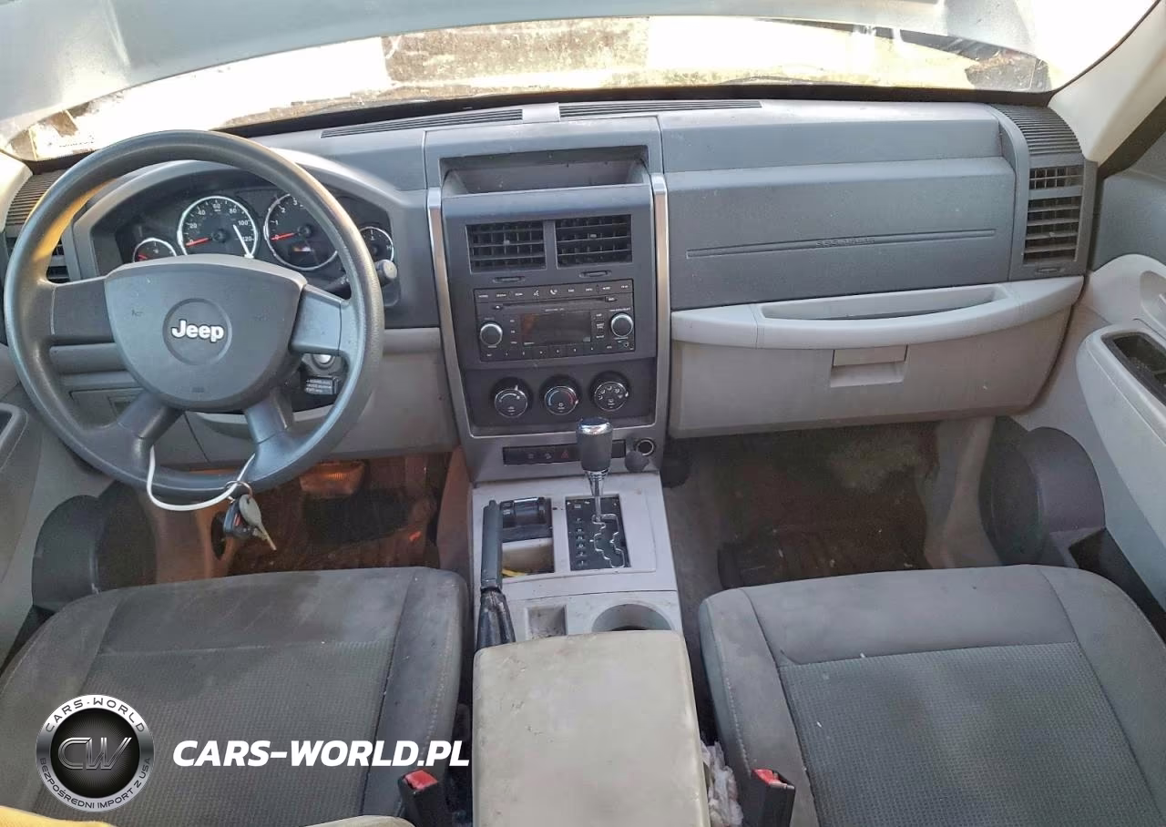 2008 Jeep Liberty Sport VIN:1J8GN28K18W174680 - 8
