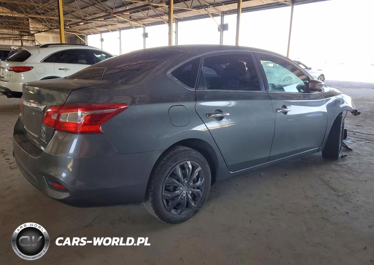 2018 Nissan Sentra S VIN:3N1AB7AP6JY303734 - 3