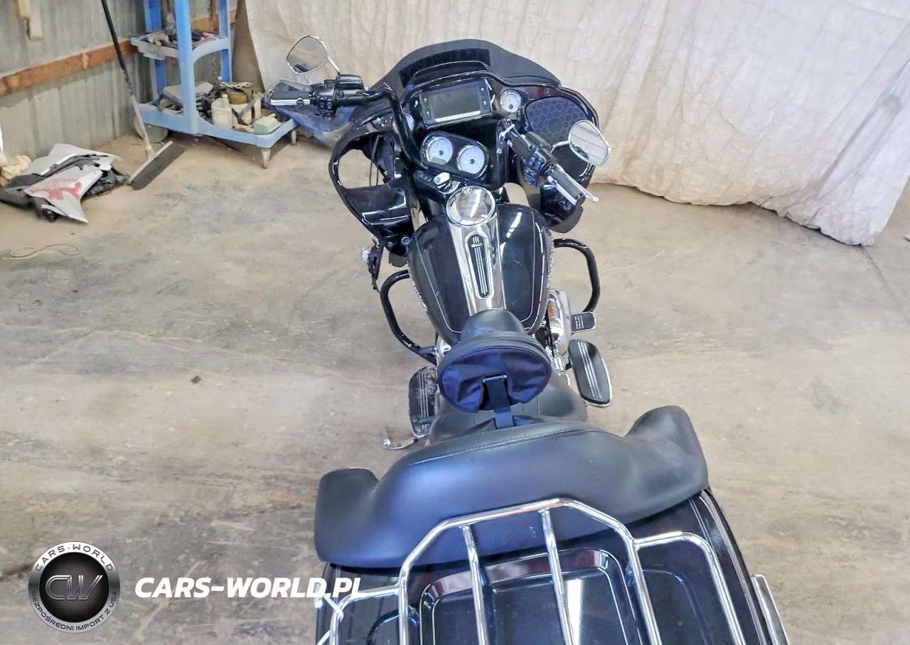 2015 Harley-Davidson Fltrxs Road Glide Special VIN:1HD1KTM18FB608766 - 6