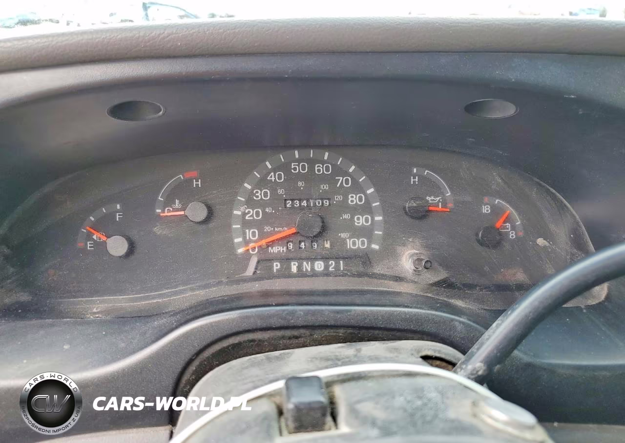 1999 Ford E150 Delivery Van VIN:1FTRE1428XHA67323 - 9