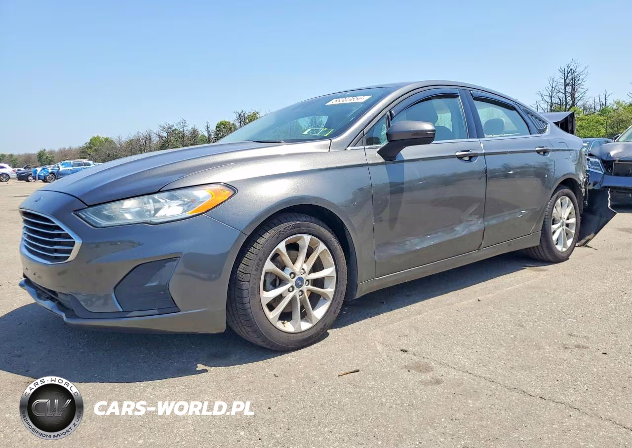 2019 Ford Fusion Se – zdjęcie 1 z 13