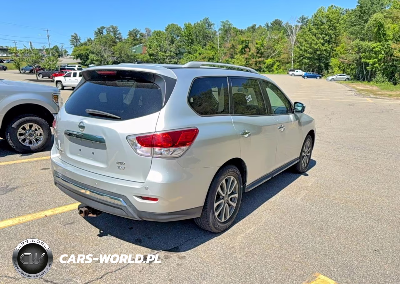 2013 Nissan Pathfinder S VIN:5N1AR2MM8DC623417 - 4