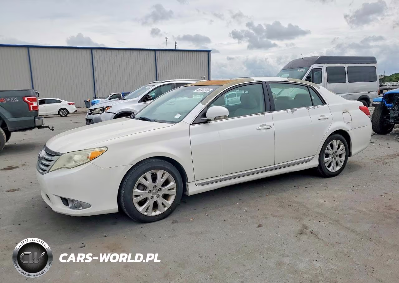 2011 Toyota Avalon Base