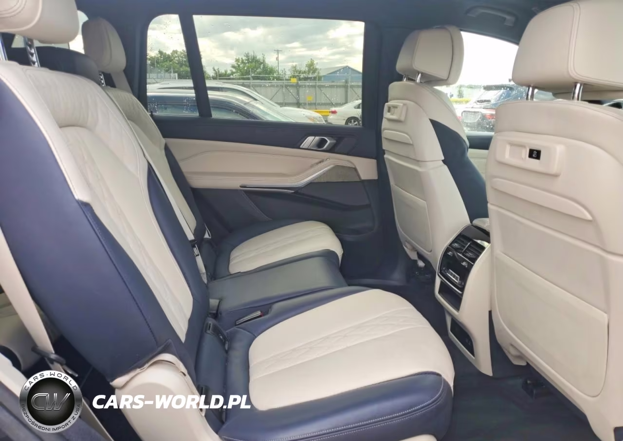 2019 BMW X7 xDrive50I VIN:5UXCX4C59KLB39814 - 11