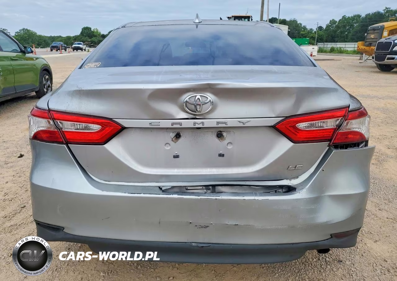 2019 Toyota Camry Le VIN:4T1B11HK4KU721317 - 6