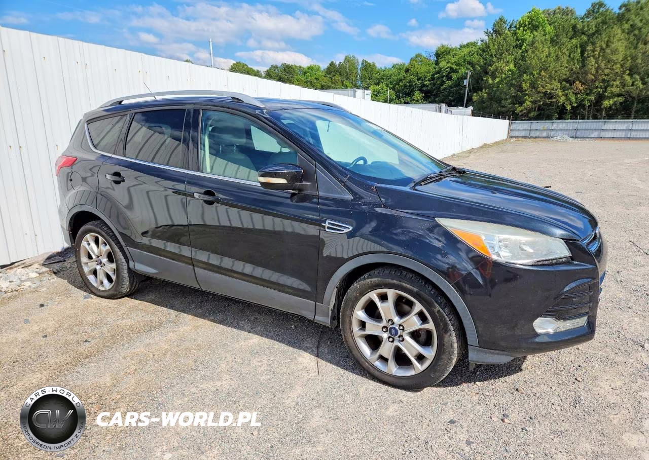 2014 Ford Escape Titanium VIN:1FMCU0JX2EUE21615 - 4