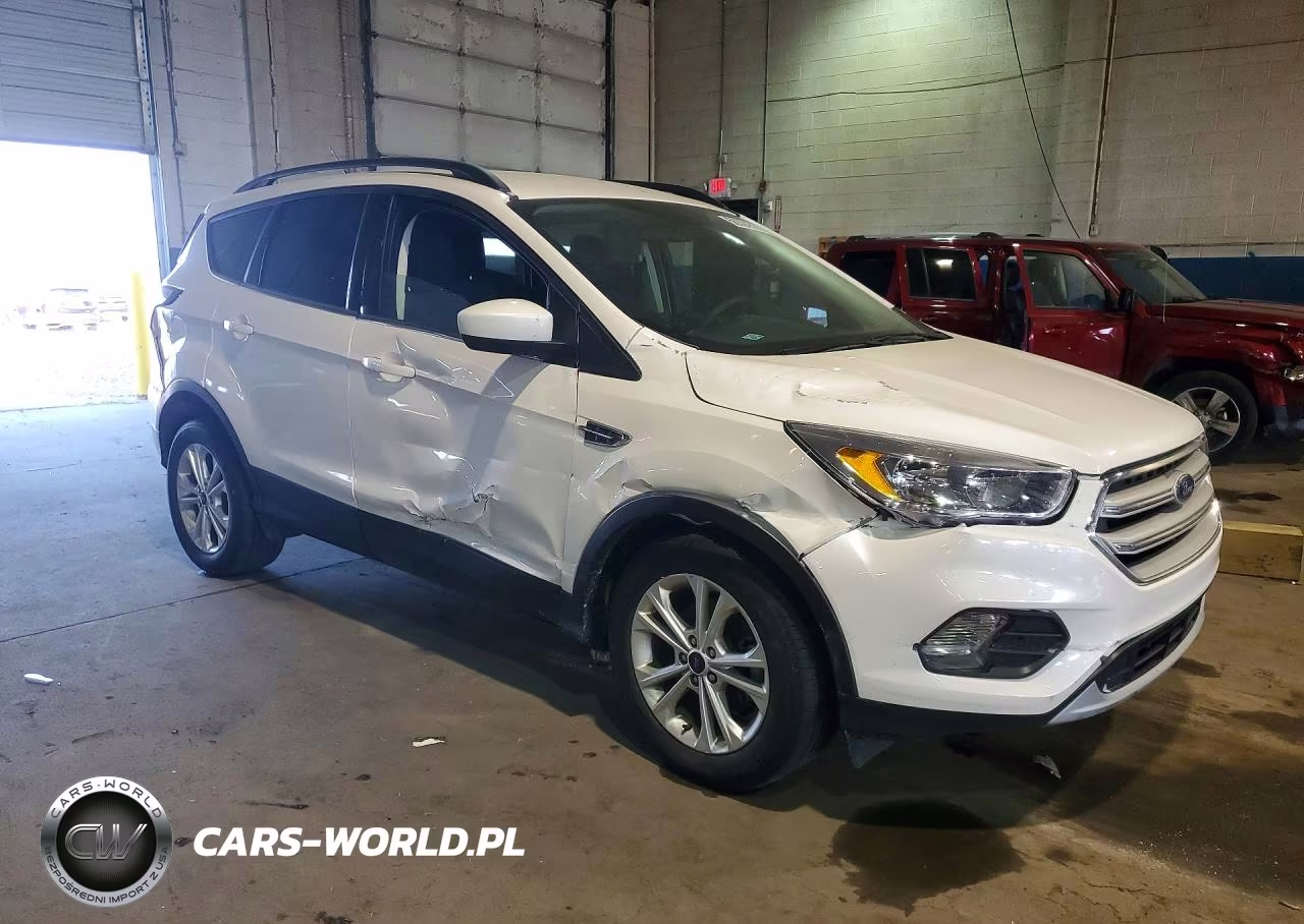 2018 Ford Escape Se VIN:1FMCU0GD0JUB82699 - 4