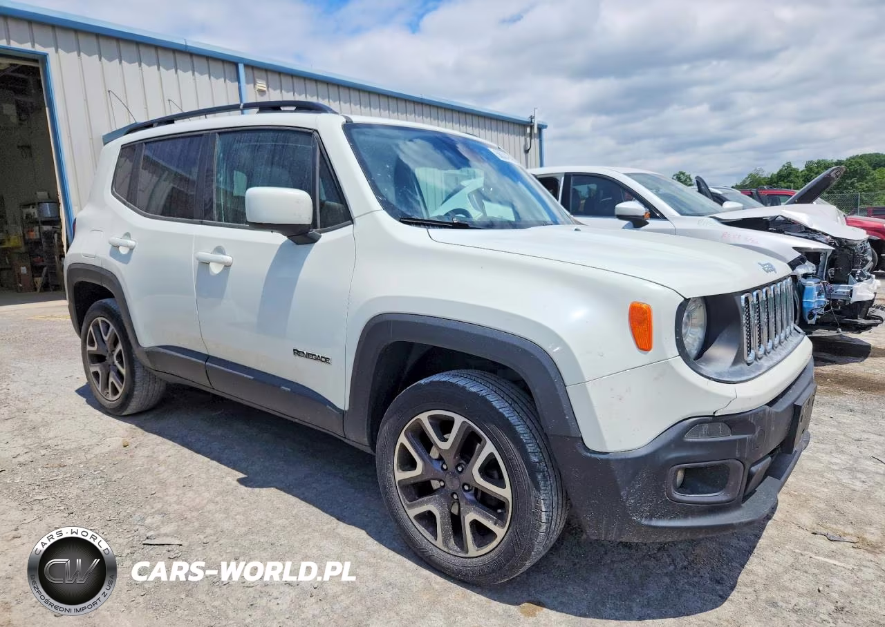 2018 Jeep Renegade Latitude VIN:ZACCJBBB4JPG75558 - 4