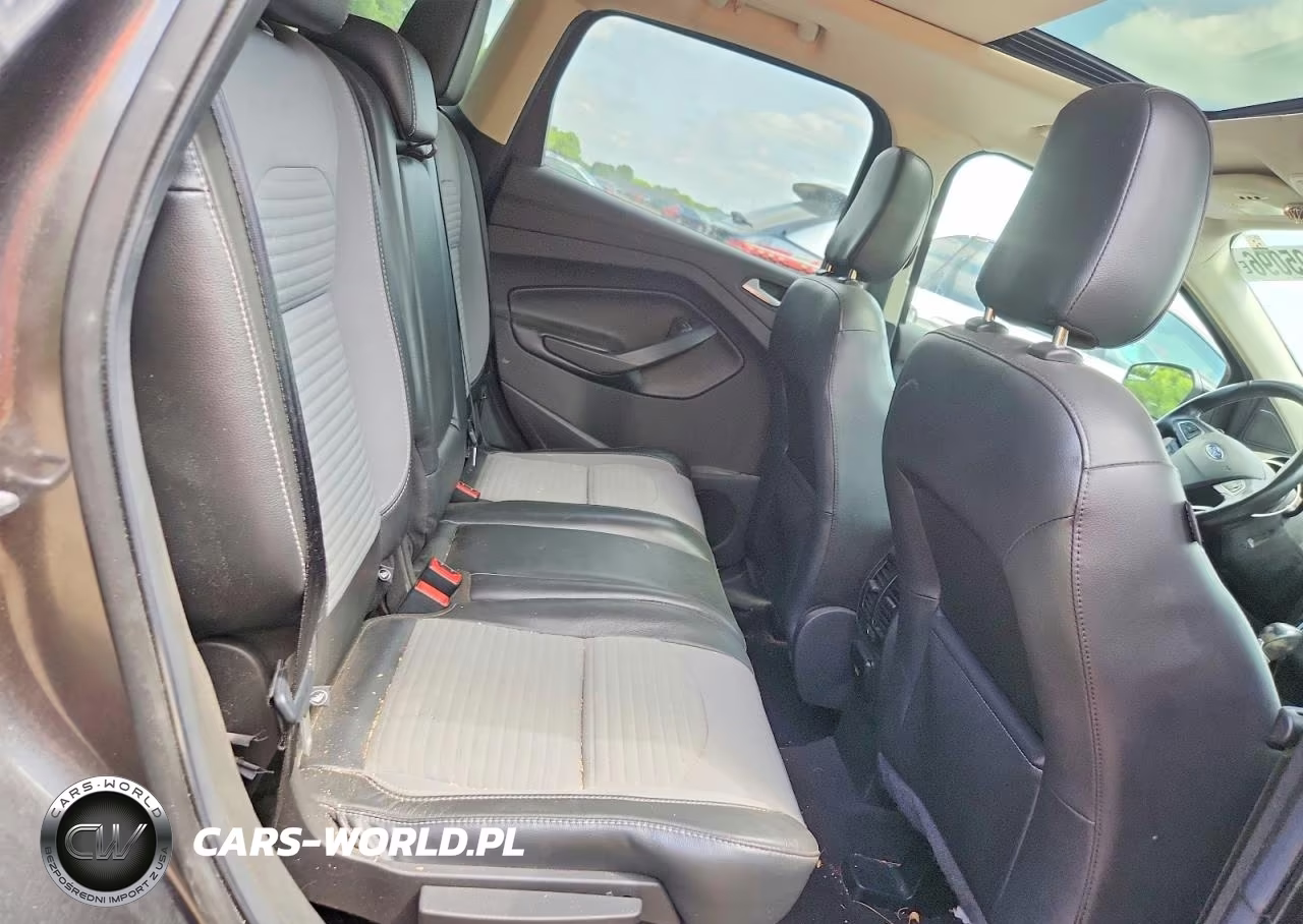 2018 Ford Escape Titanium VIN:1FMCU9J97JUC21376 - 11