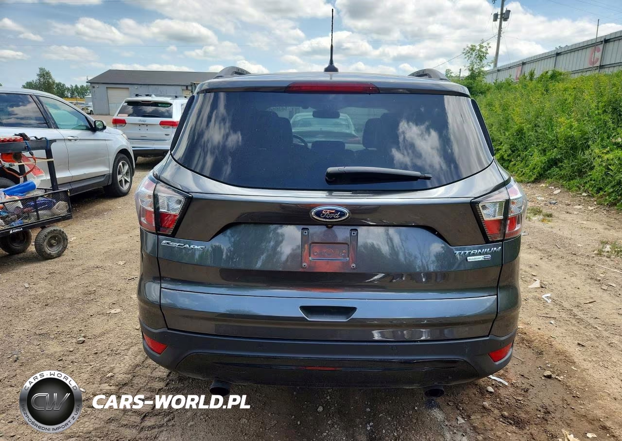 2018 Ford Escape Titanium VIN:1FMCU9J97JUC21376 - 6