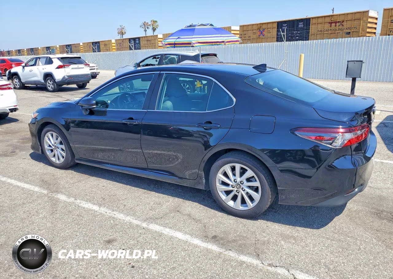 2023 Toyota Camry Le VIN:4T1C11AK5PU122822 - 2
