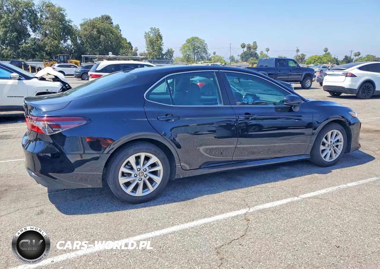 2023 Toyota Camry Le VIN:4T1C11AK5PU122822 - 3