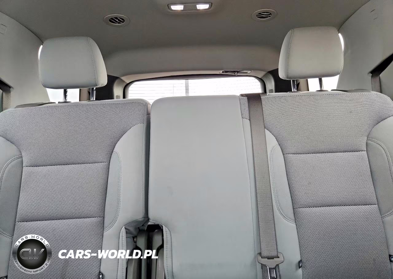 2019 Chevrolet Traverse Lt VIN:1GNERGKW6KJ226926 - 10