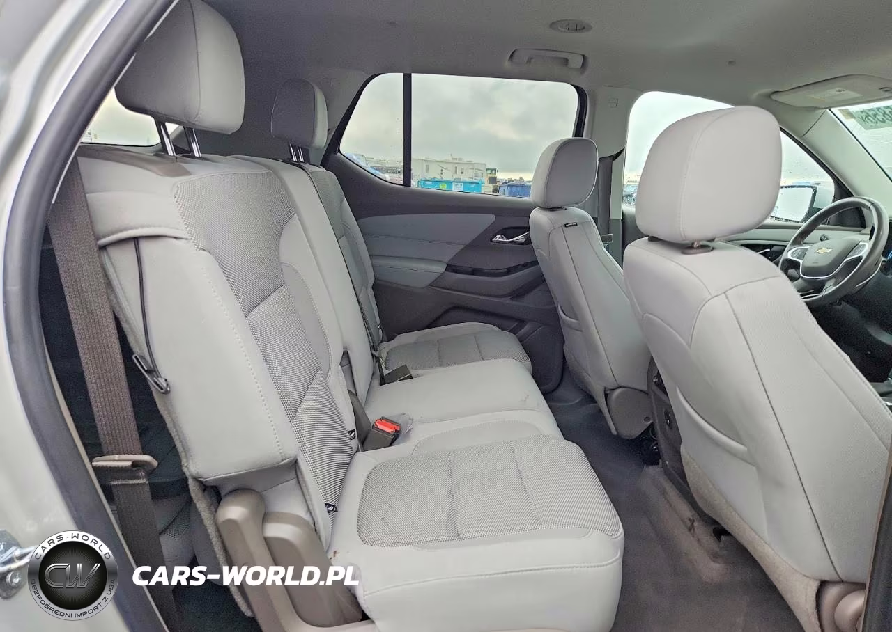 2019 Chevrolet Traverse Lt VIN:1GNERGKW6KJ226926 - 11