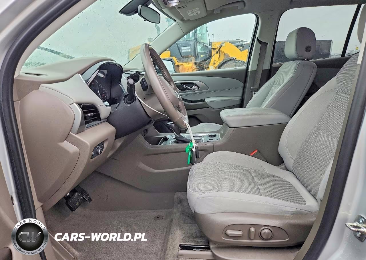 2019 Chevrolet Traverse Lt VIN:1GNERGKW6KJ226926 - 7