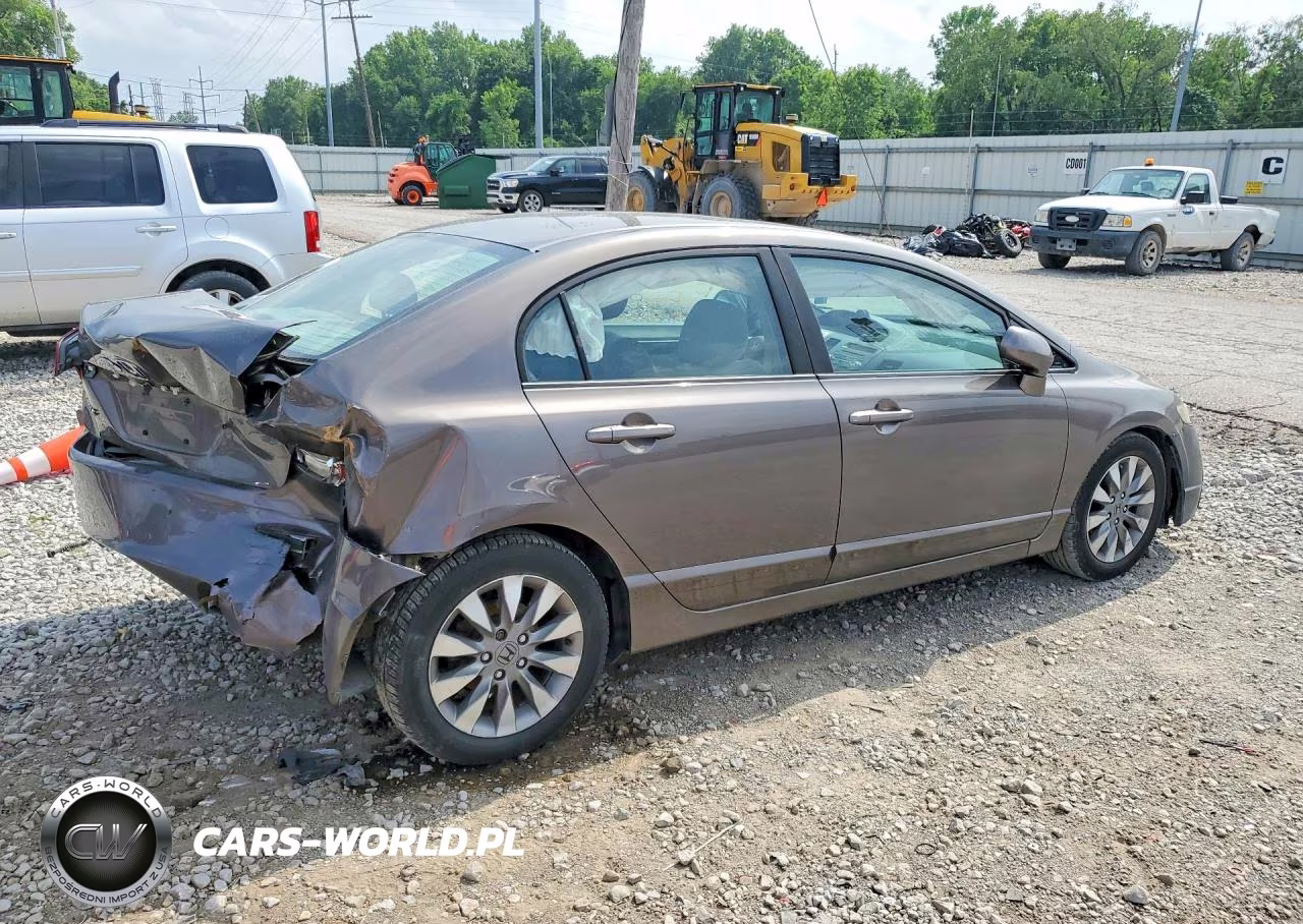 2010 Honda Civic Ex VIN:19XFA1F80AE082802 - 3