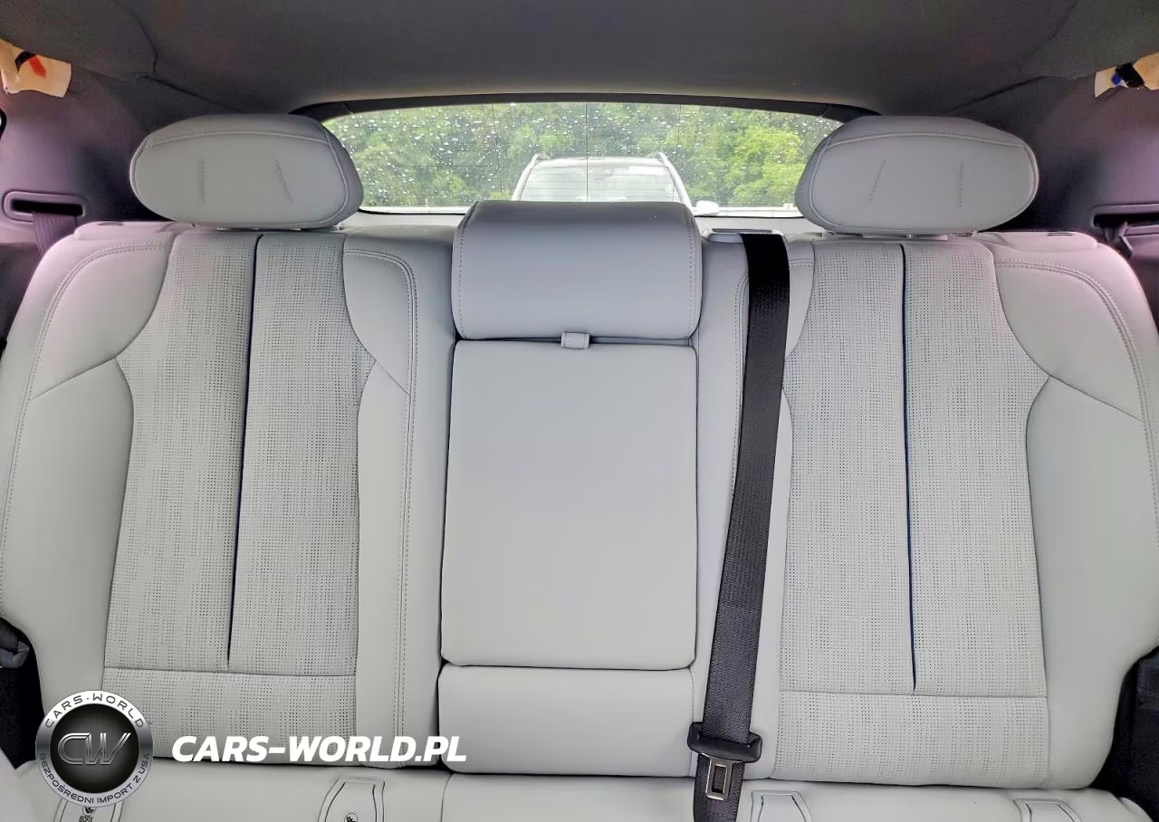 2026 Cadillac Optiq Luxury VIN:3GYK3DM40TS123535 - 10