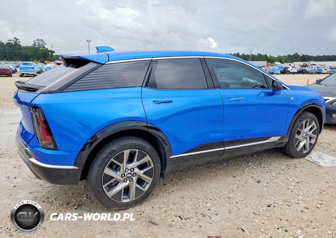 2026 Cadillac Optiq Luxury VIN:3GYK3DM40TS123535 - 3