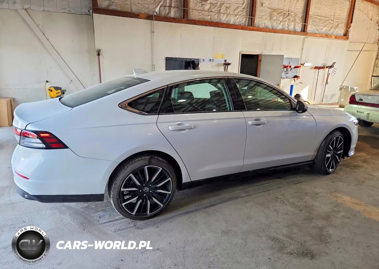 2026 Honda Accord Touring Hybrid VIN:1HGCY2F82TA001620 - 3