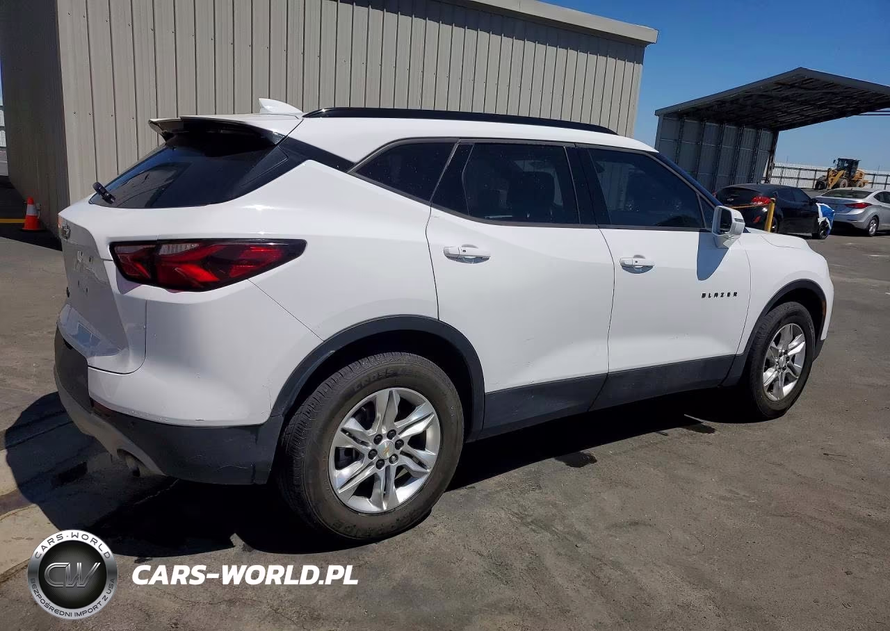 2020 Chevrolet Blazer 1Lt VIN:3GNKBBRA6LS642463 - 3