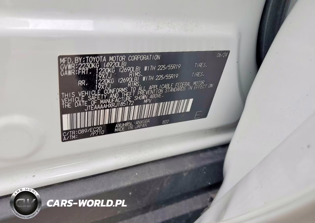 2024 Toyota Venza Nightshade Edition VIN:JTEAAAAHXRJ185172 - 13
