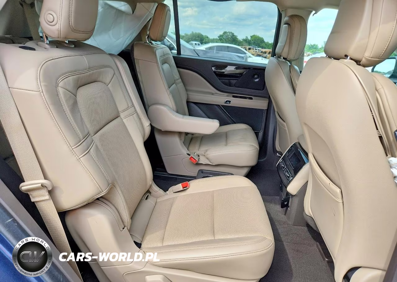2020 Lincoln Aviator Reserve VIN:5LM5J7WC8LGL21902 - 11