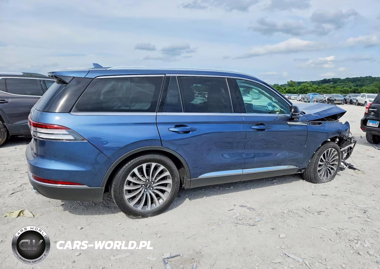 2020 Lincoln Aviator Reserve VIN:5LM5J7WC8LGL21902 - 3