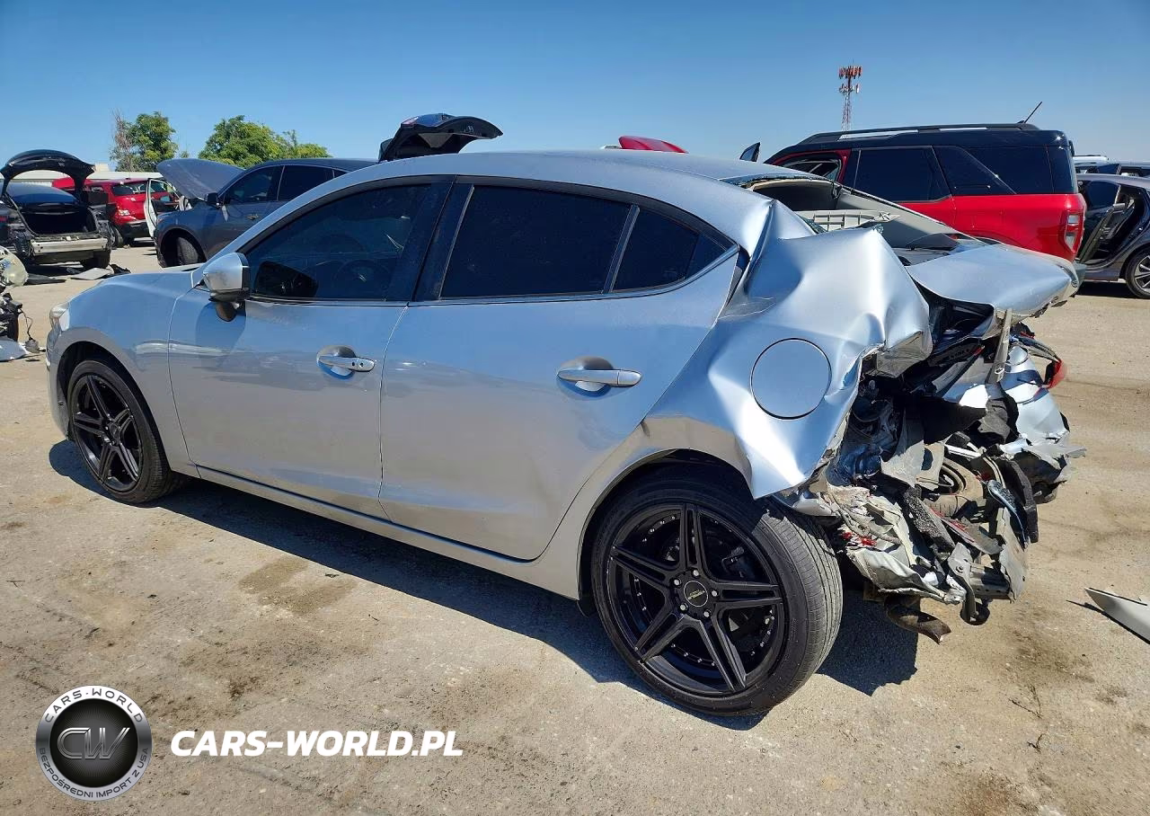 2018 Mazda 3 Touring VIN:3MZBN1V39JM202334 - 2