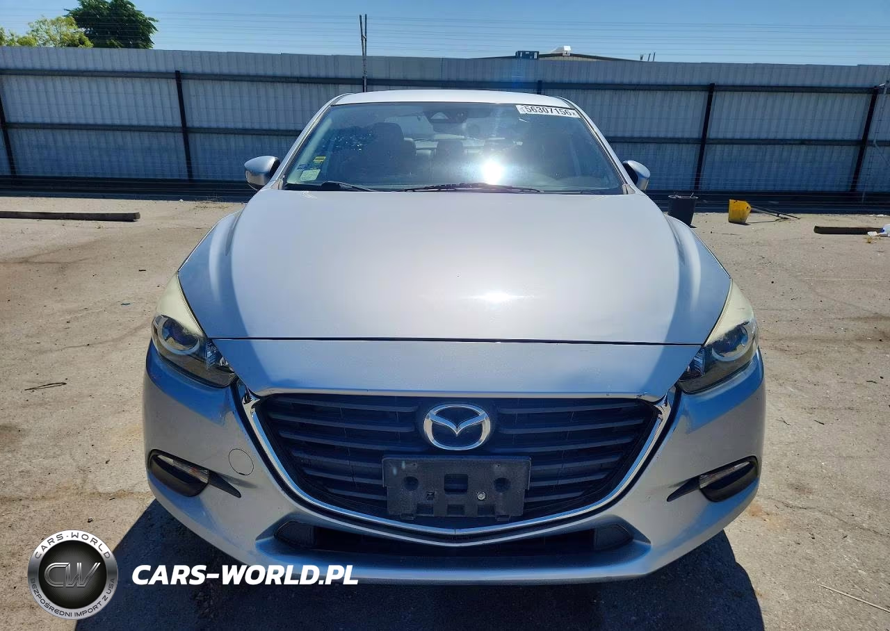 2018 Mazda 3 Touring VIN:3MZBN1V39JM202334 - 5