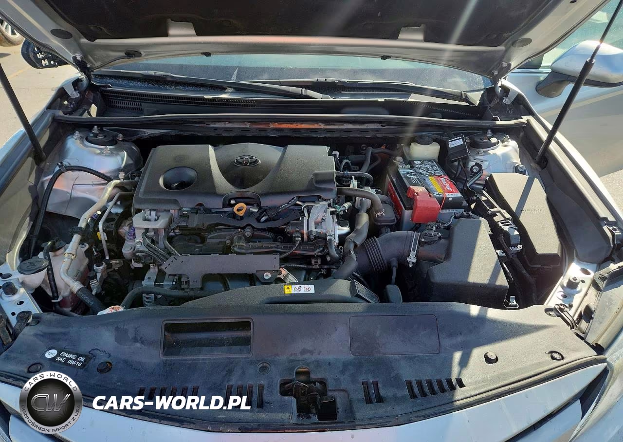 2018 Toyota Camry Le VIN:4T1B11HK4JU568873 - 11
