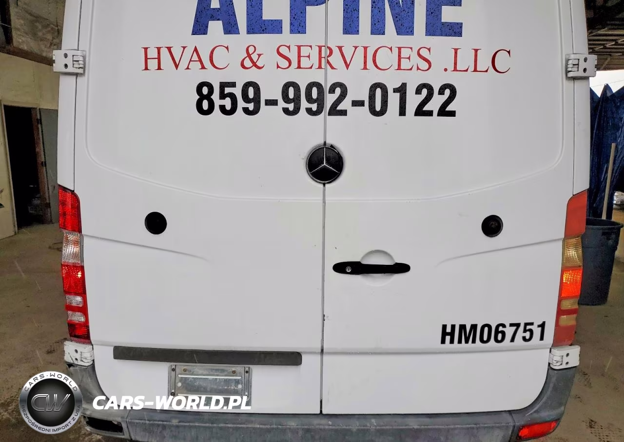 2011 Mercedes Benz Sprinter 2500 Delivery Van VIN:WD3PE8CB2B5569279 - 10