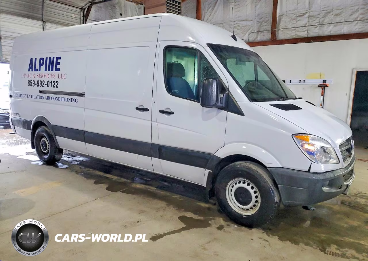 2011 Mercedes Benz Sprinter 2500 Delivery Van VIN:WD3PE8CB2B5569279 - 4
