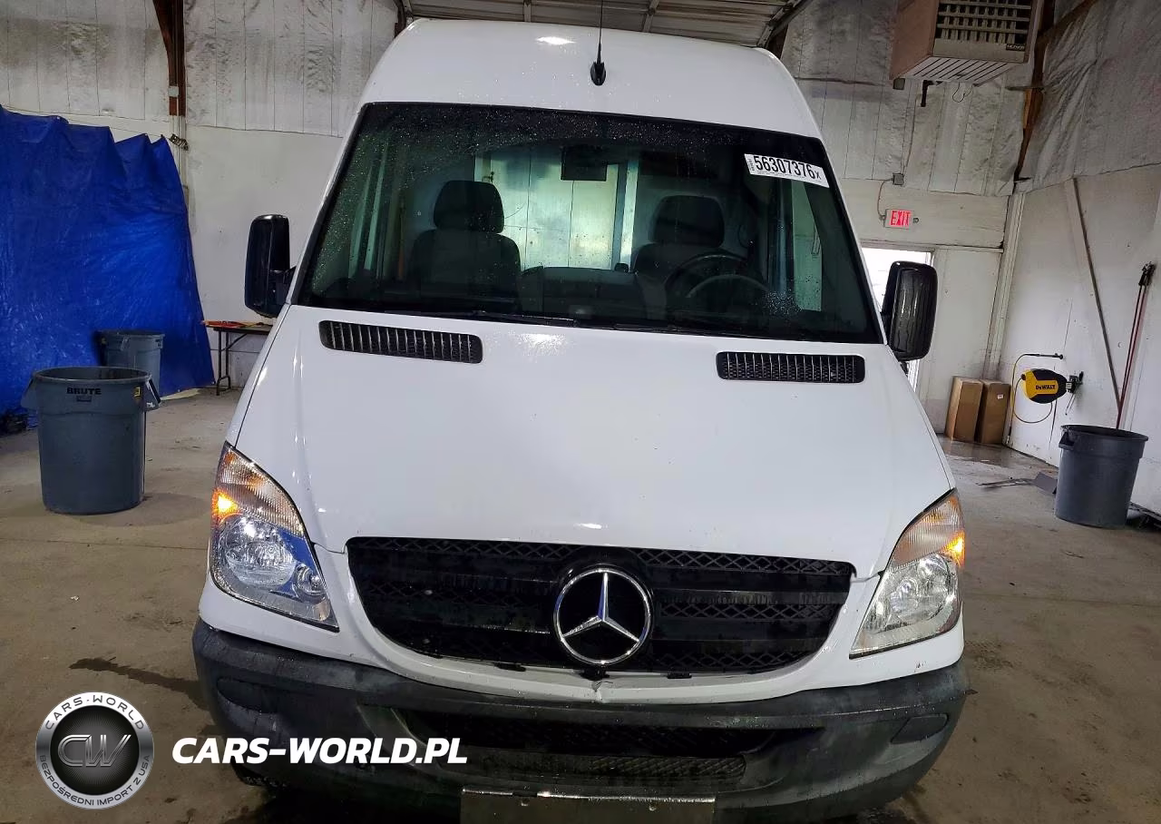 2011 Mercedes Benz Sprinter 2500 Delivery Van VIN:WD3PE8CB2B5569279 - 5