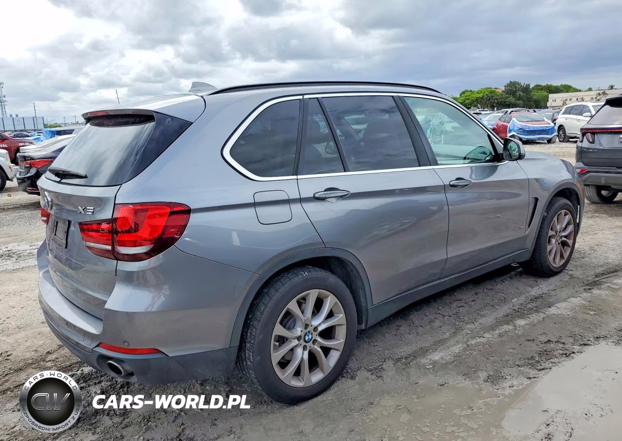 2016 BMW X5 xDrive35I VIN:5UXKR0C51G0P21443 - 3
