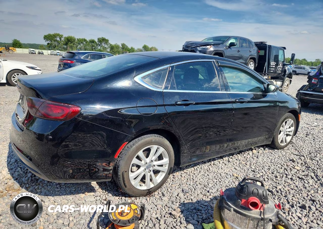 2016 Chrysler 200 Limited VIN:1C3CCCAB1GN161092 - 3