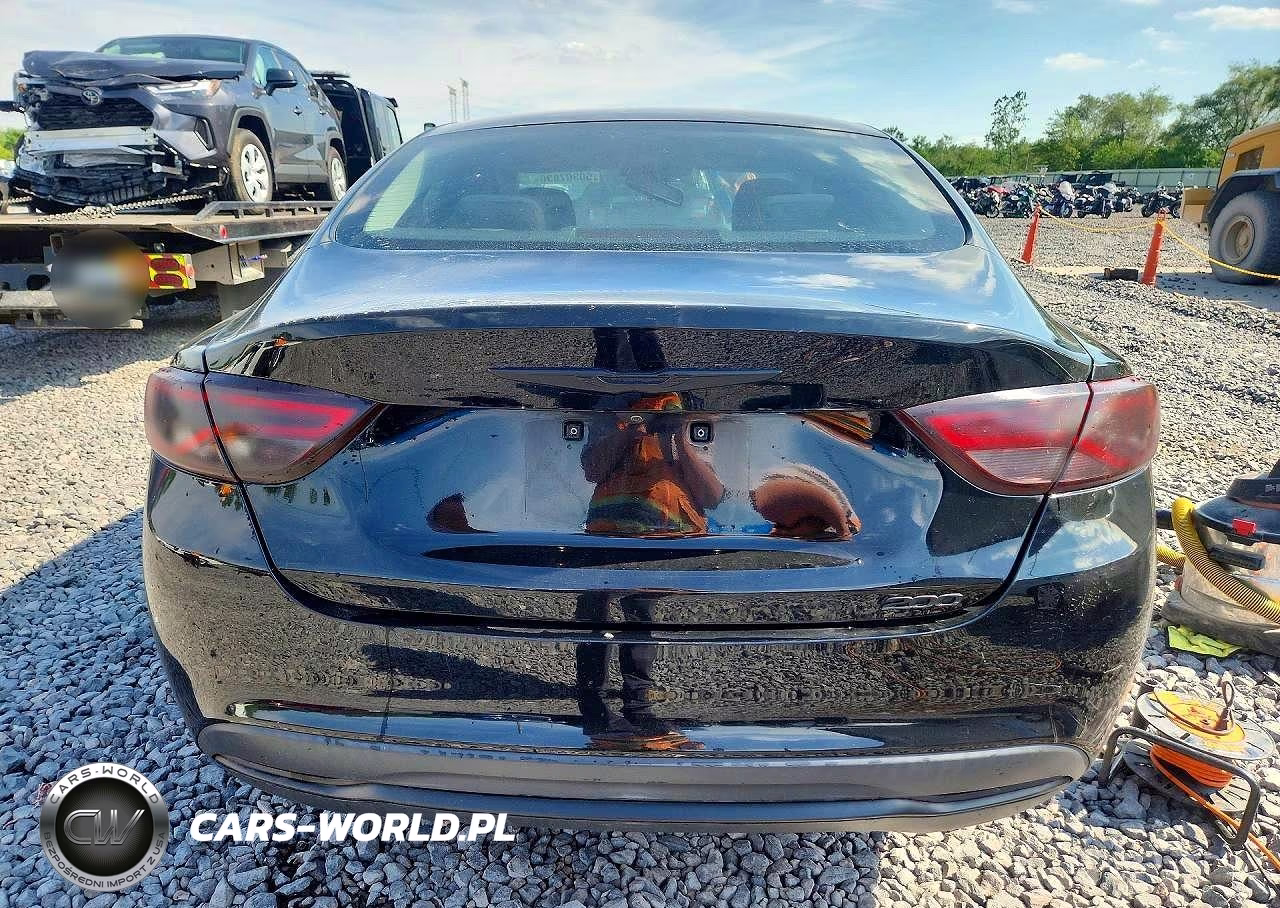 2016 Chrysler 200 Limited VIN:1C3CCCAB1GN161092 - 6