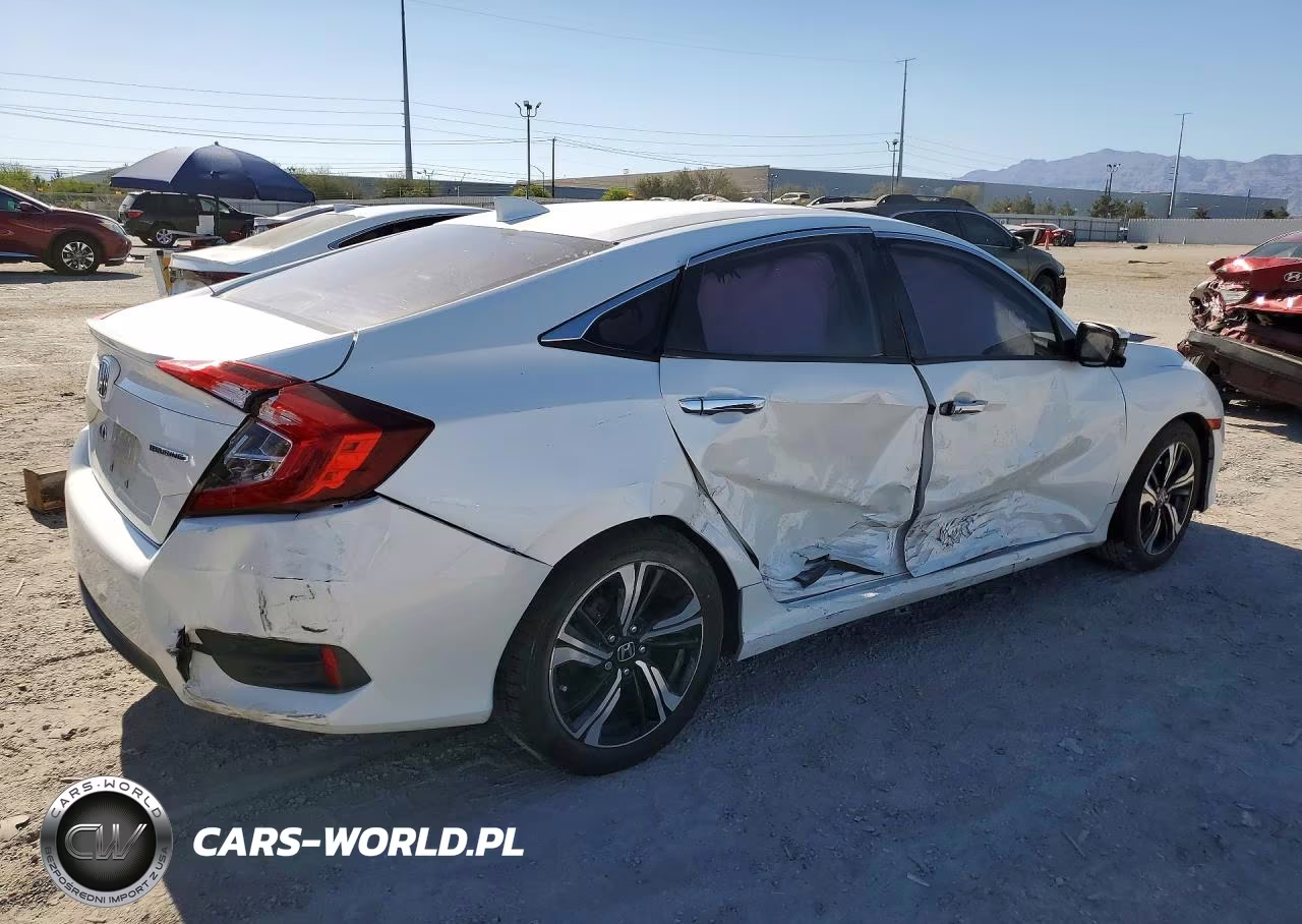 2016 Honda Civic Touring VIN:19XFC1F91GE021065 - 3