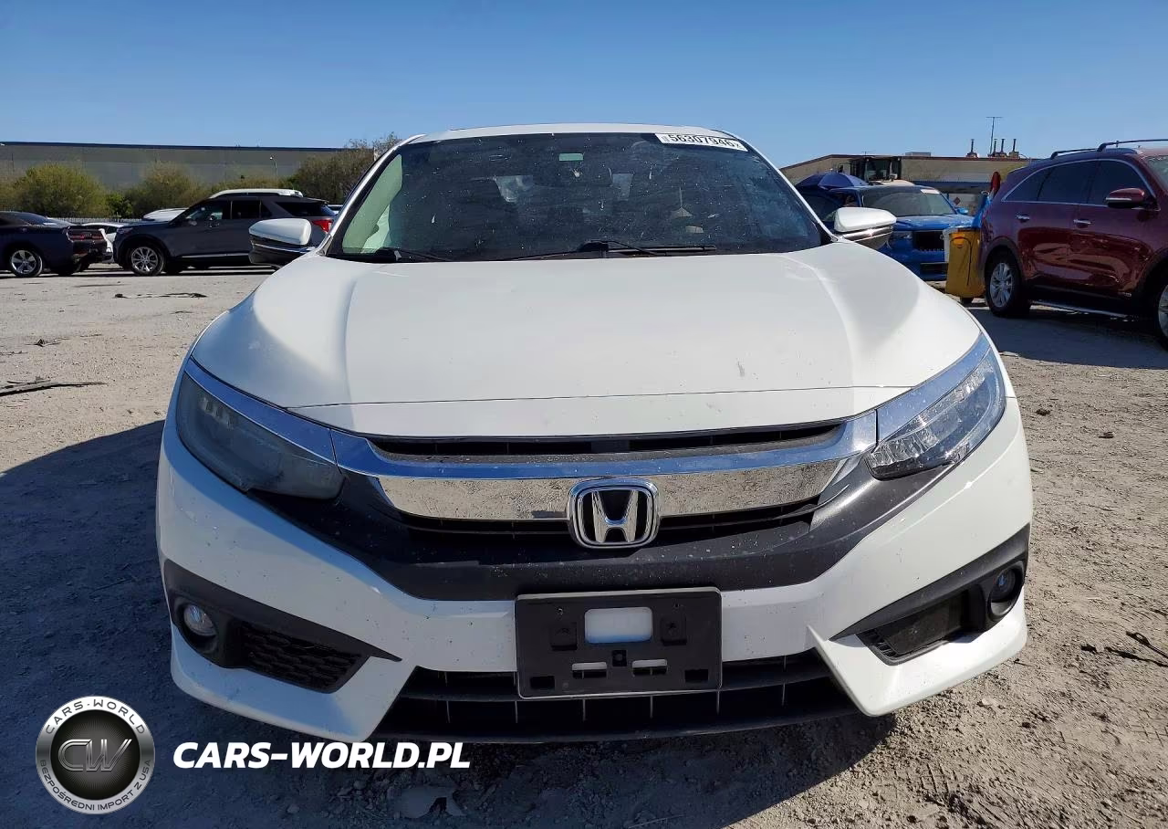 2016 Honda Civic Touring VIN:19XFC1F91GE021065 - 5