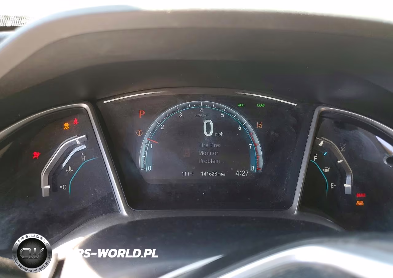 2016 Honda Civic Touring VIN:19XFC1F91GE021065 - 9