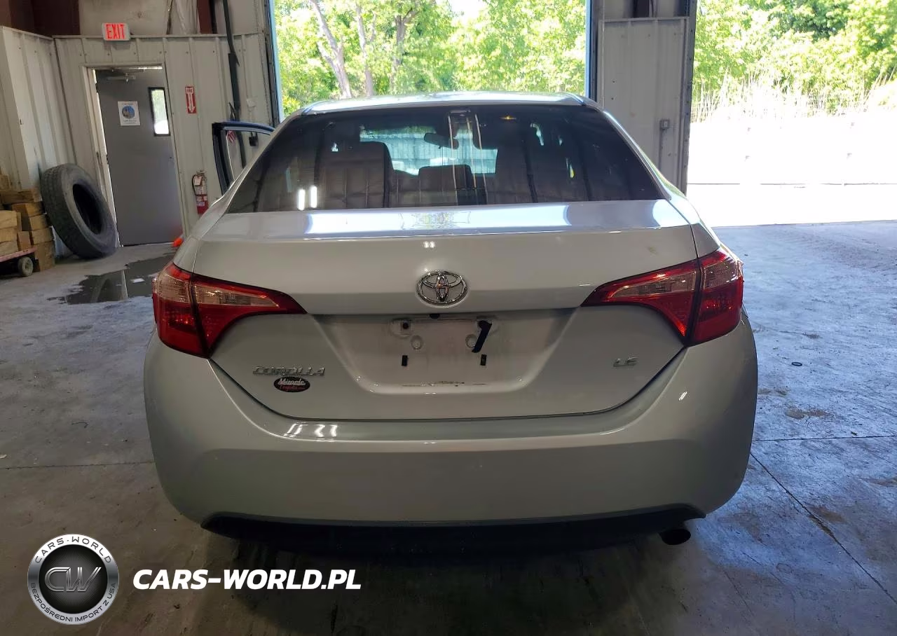 2019 Toyota Corolla Le VIN:2T1BURHE2KC174923 - 6