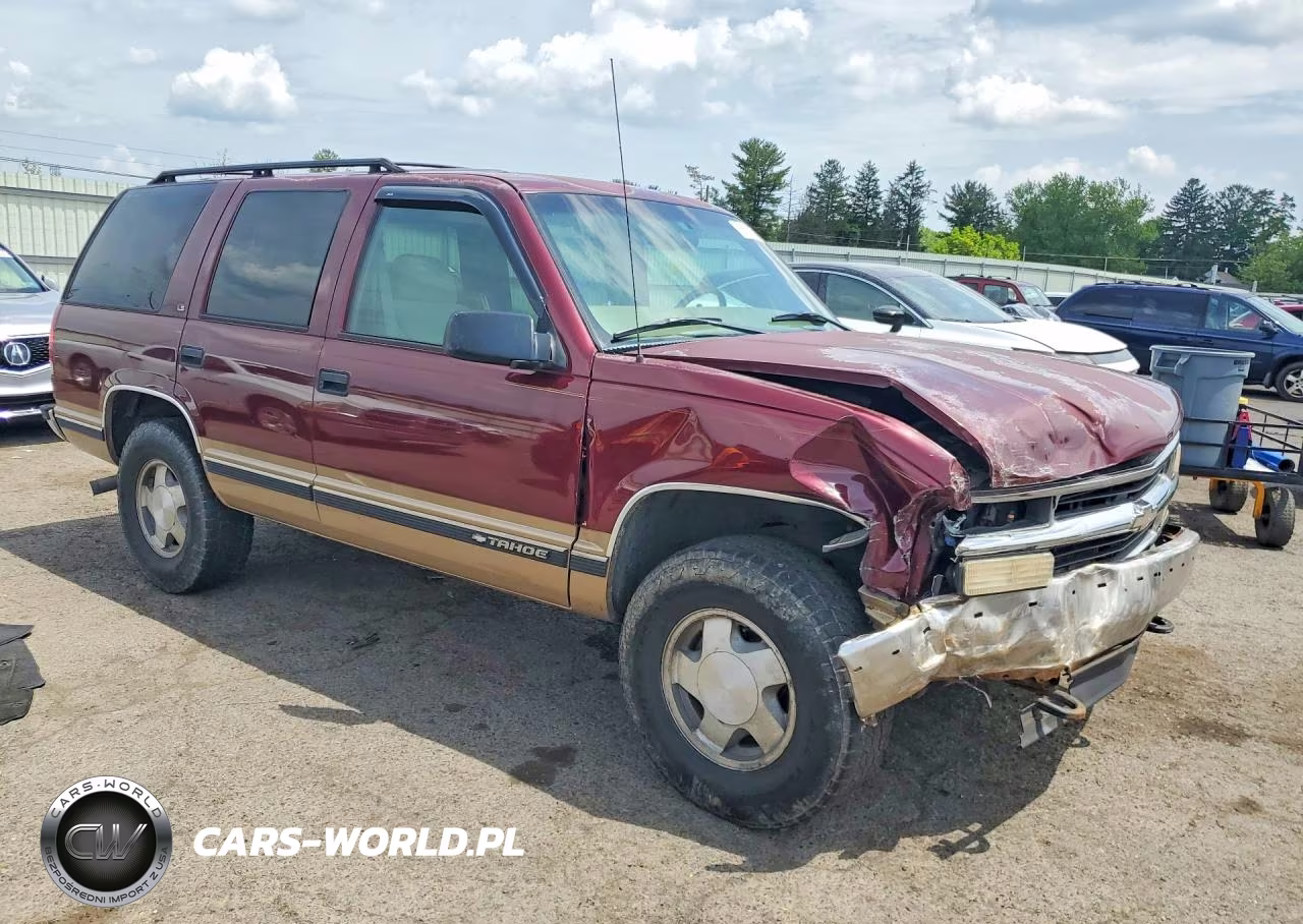 1999 Chevrolet Tahoe K1500 VIN:1GNEK13R4XJ356995 - 4