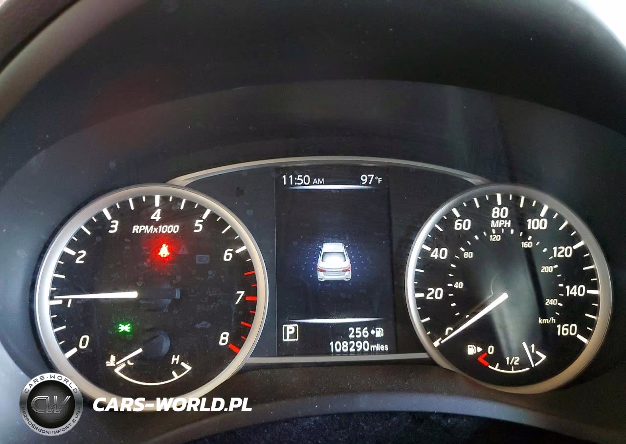 2017 Nissan Sentra Sr VIN:3N1AB7AP1HY348865 - 9