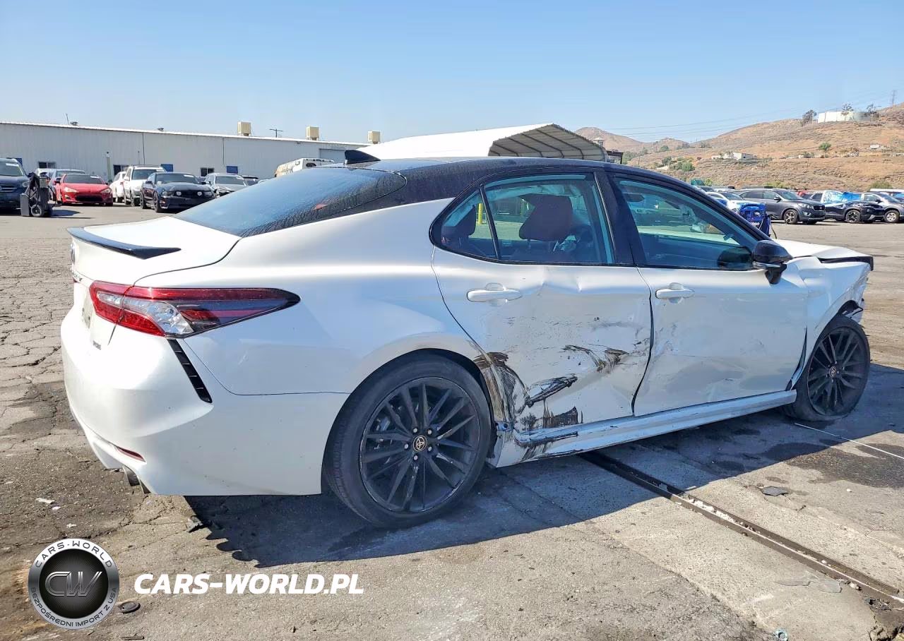 2024 Toyota Camry Xse VIN:4T1K61AK6RU234402 - 3