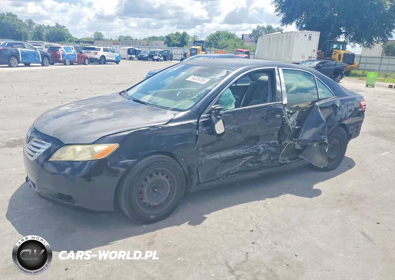 2008 Toyota Camry Le – zdjęcie 1 z 12