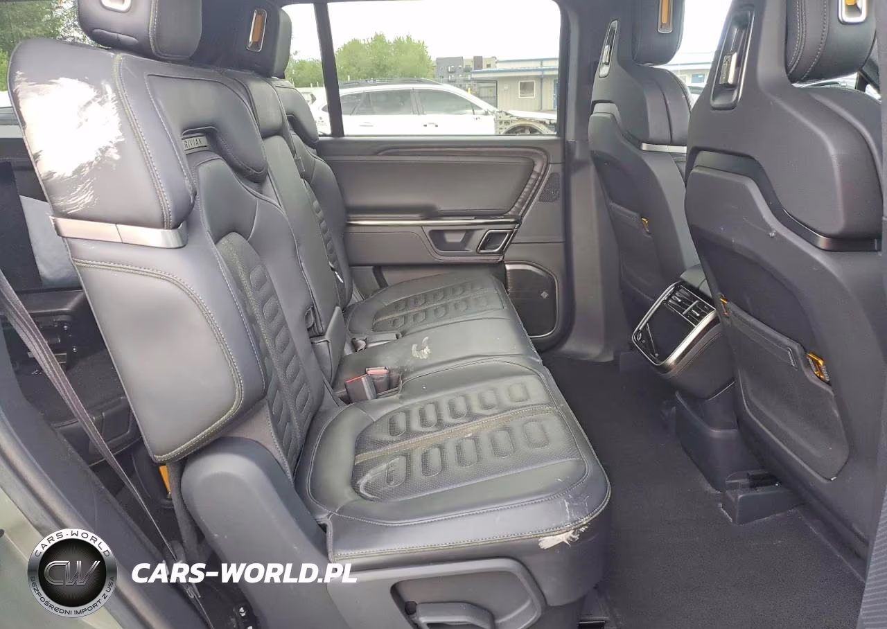 2023 Rivian R1S Launch Edition VIN:7PDSGABLXPN007917 - 11