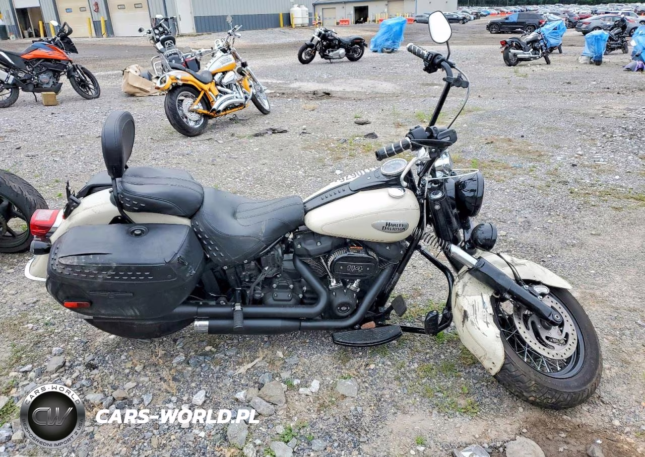 2022 Harley-Davidson Flhcs