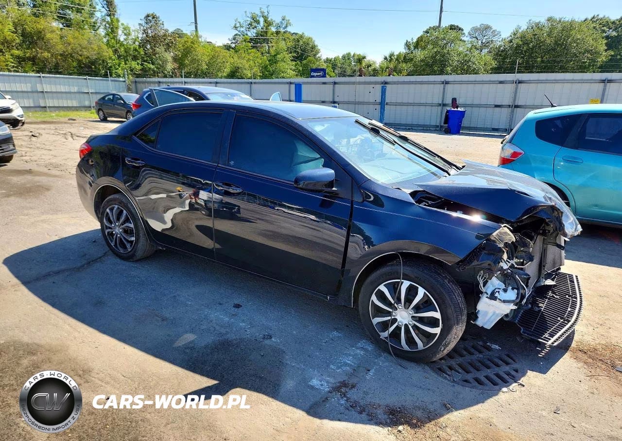 2017 Toyota Corolla Le VIN:2T1BURHE9HC793513 - 4